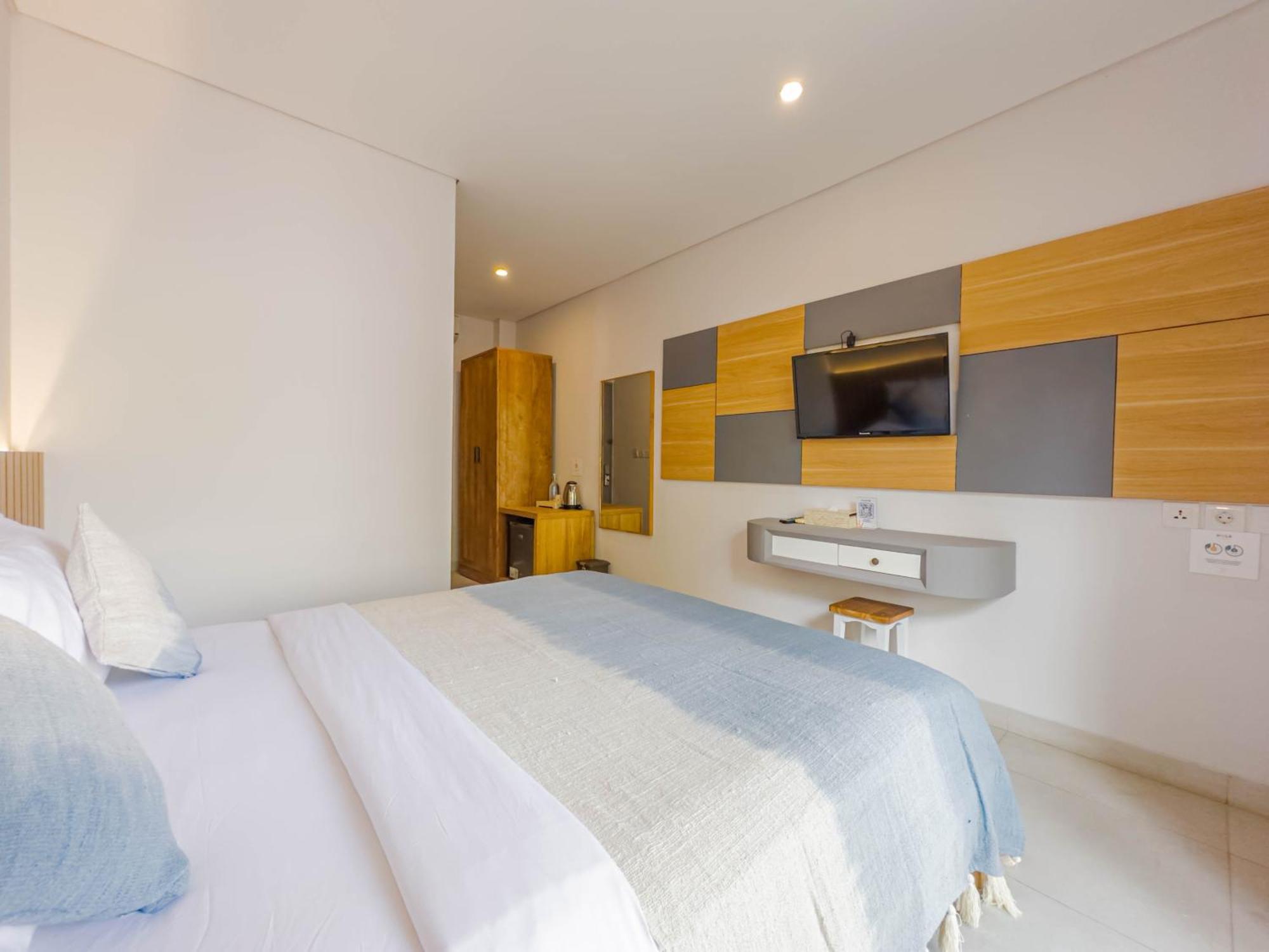 Hola Seminyak Hotel Room photo