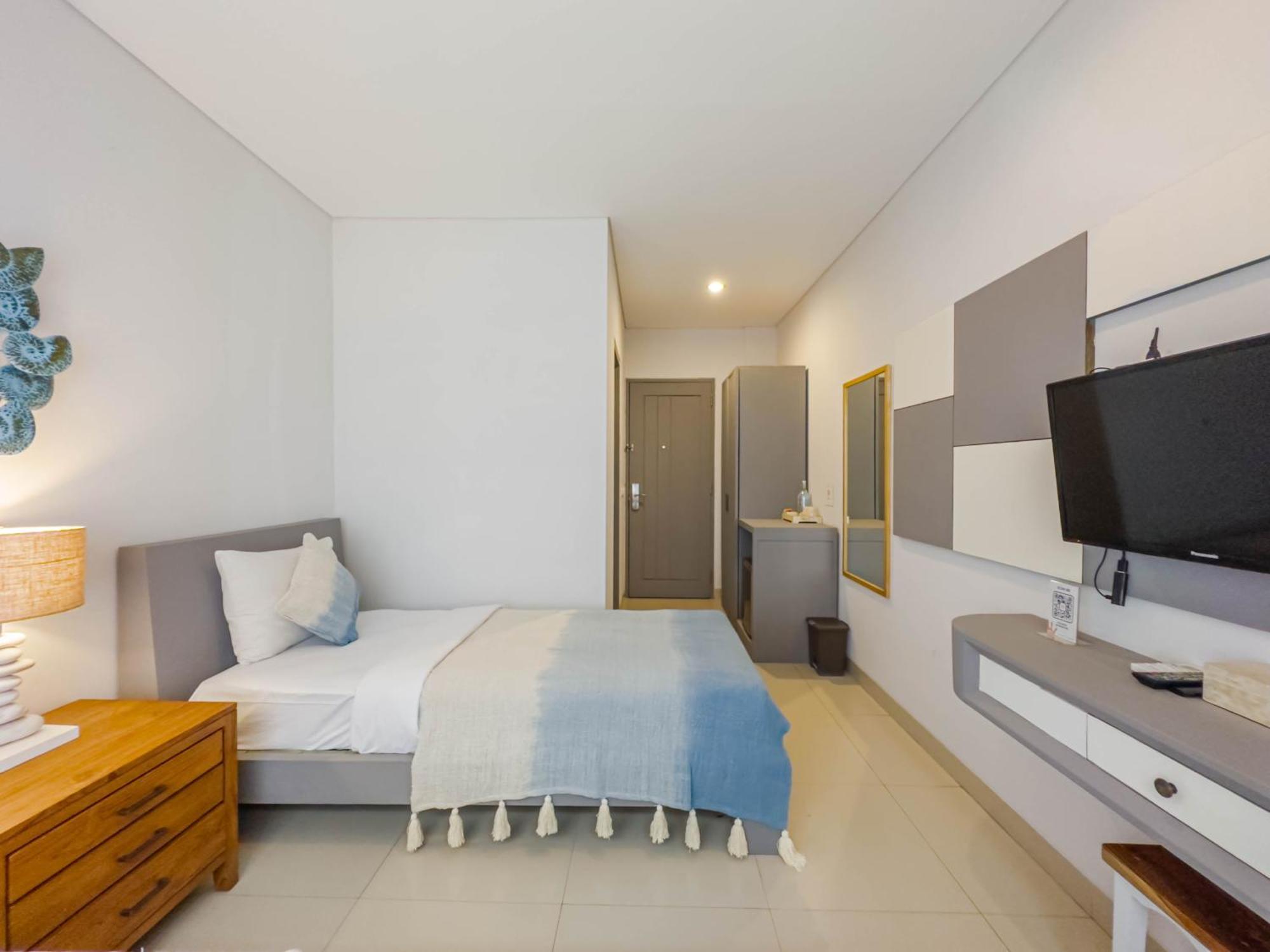 Hola Seminyak Hotel Room photo