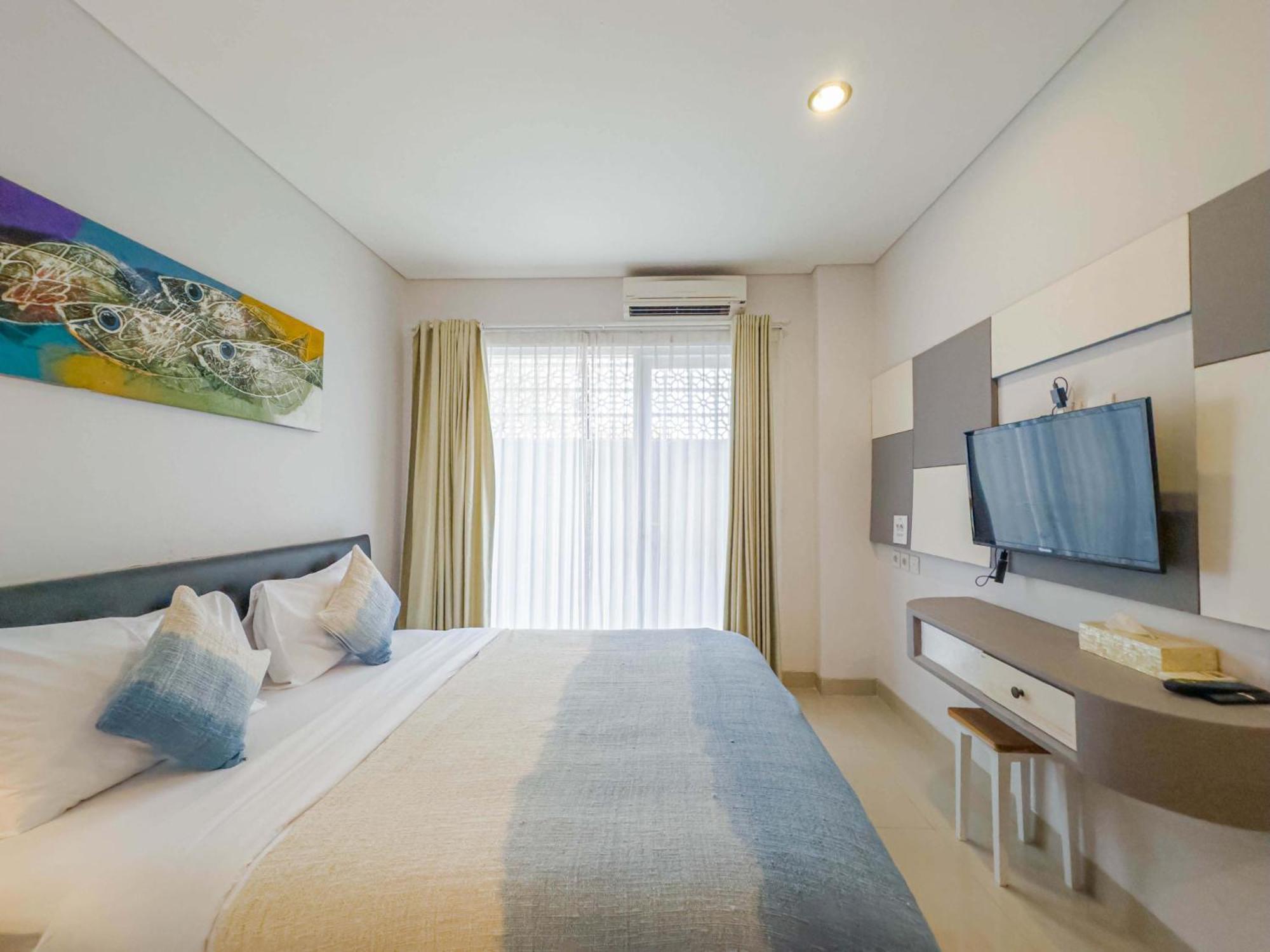 Hola Seminyak Hotel Room photo